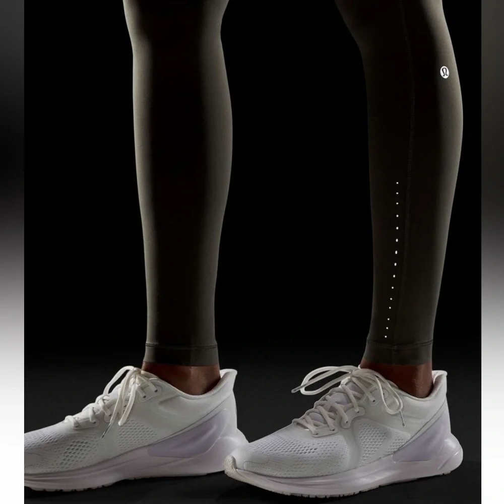 Lululemon Swift Speed High-Rise Tight 28